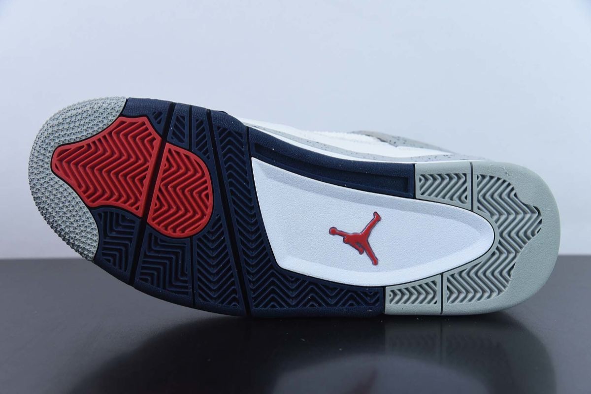 Air Jordan 4 Retro White Midnight Navy Air jordan 4 Sneaker