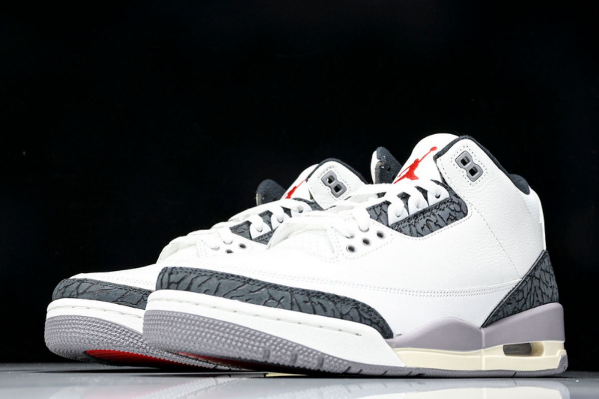 Air Jordan 3 Retro Cement Grey Air Jordan 3 Sneaker
