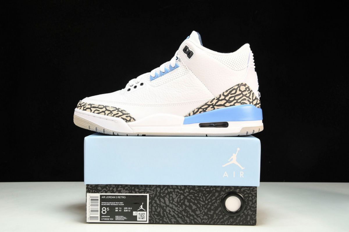 Air Jordan 3 Retro UNC (2020) Air Jordan 3 Sneaker