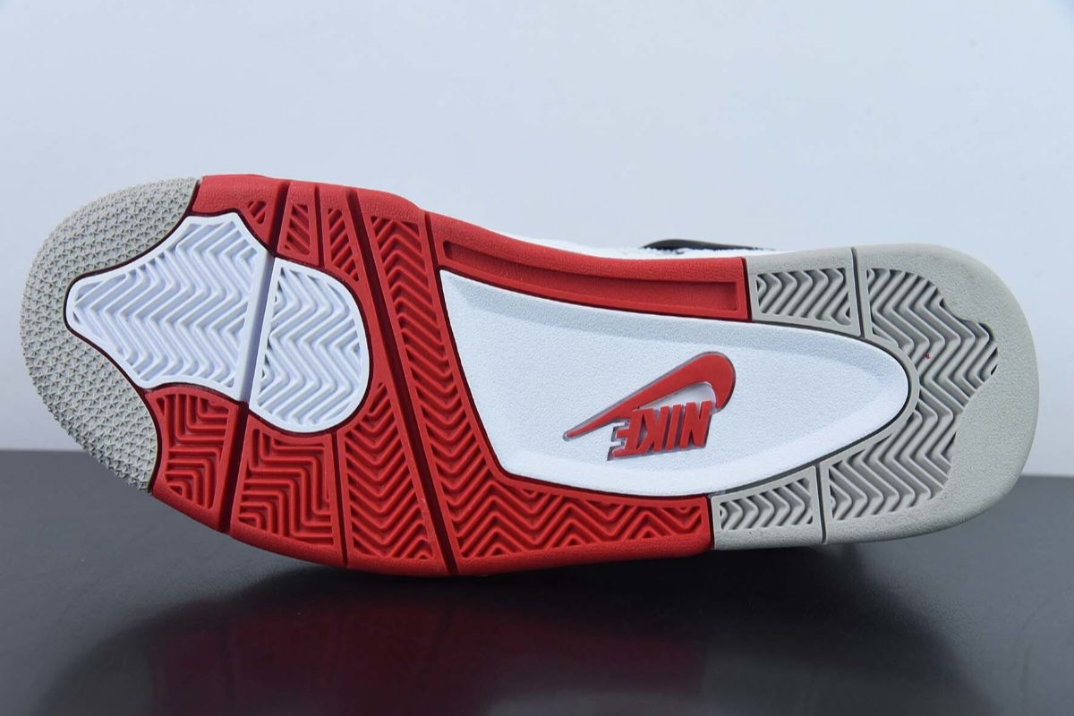 Air Jordan 4 Retro Fire Red (2020) Air jordan 4 Sneaker