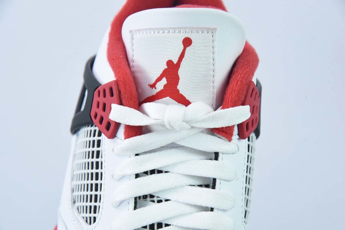 Air Jordan 4 Retro Fire Red (2020) Air jordan 4 Sneaker