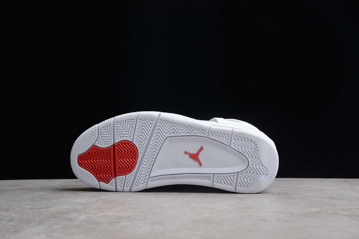 Air Jordan 4 Retro Metallic Red Air jordan 4 Reps Sneaker