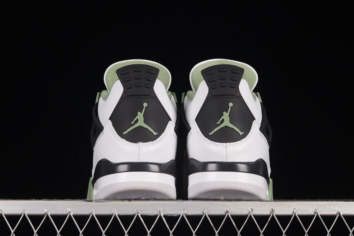 Air Jordan 4 Retro Seafoam Air jordan 4 Sneaker