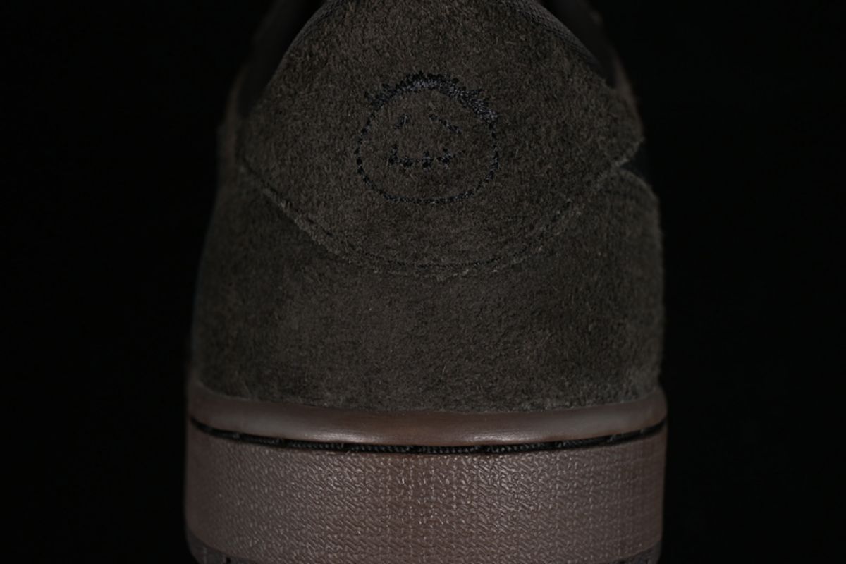 Air Jordan 1 Retro Low OG SP Travis Scott Velvet Brown Travis Scott x Nike Sneaker